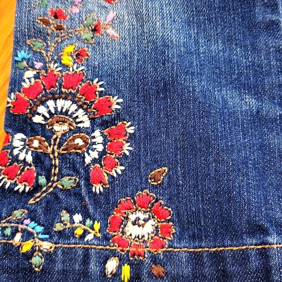 Gap denim embrodiered flare jeans - Picture 4 of 7